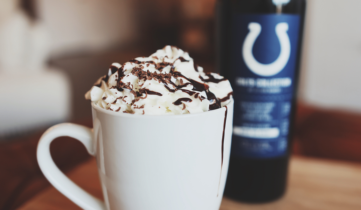 Red Wine Hot Chocolate with Colts Collection Dry Red