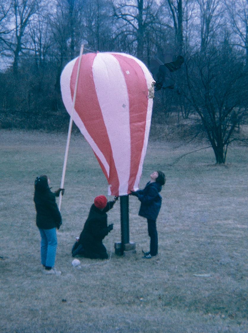 Bill Oliver with his parents, launching a paper hot air balloon in 1971.