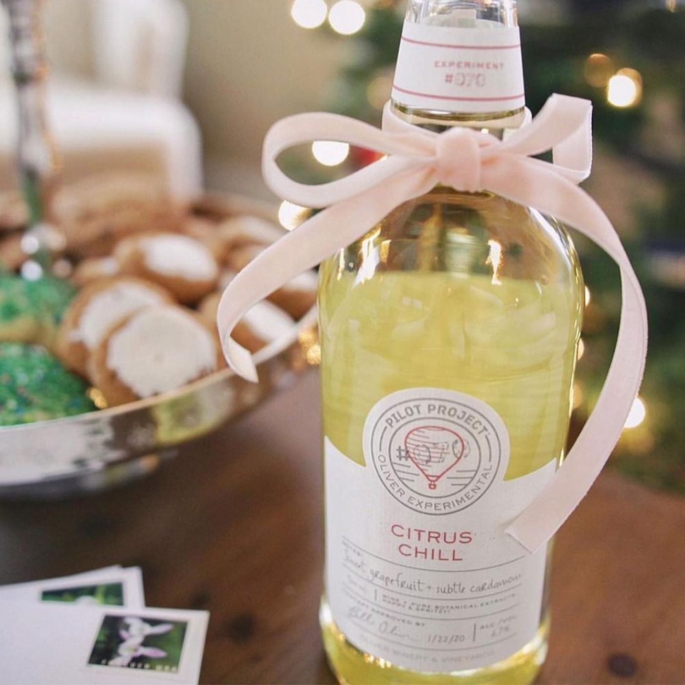 Pilot Project Citrus Chill with holiday cookies