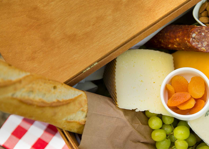 Oliver Winery Reserved Picnic experience