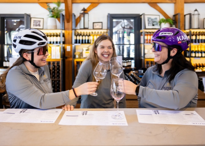 Oliver Winery Cycling Team Tasting